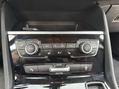 BMW 218 Active Tourer xDrive — Monospace compact diesel, transmission automatique, entretien à jour — Miniatura 16