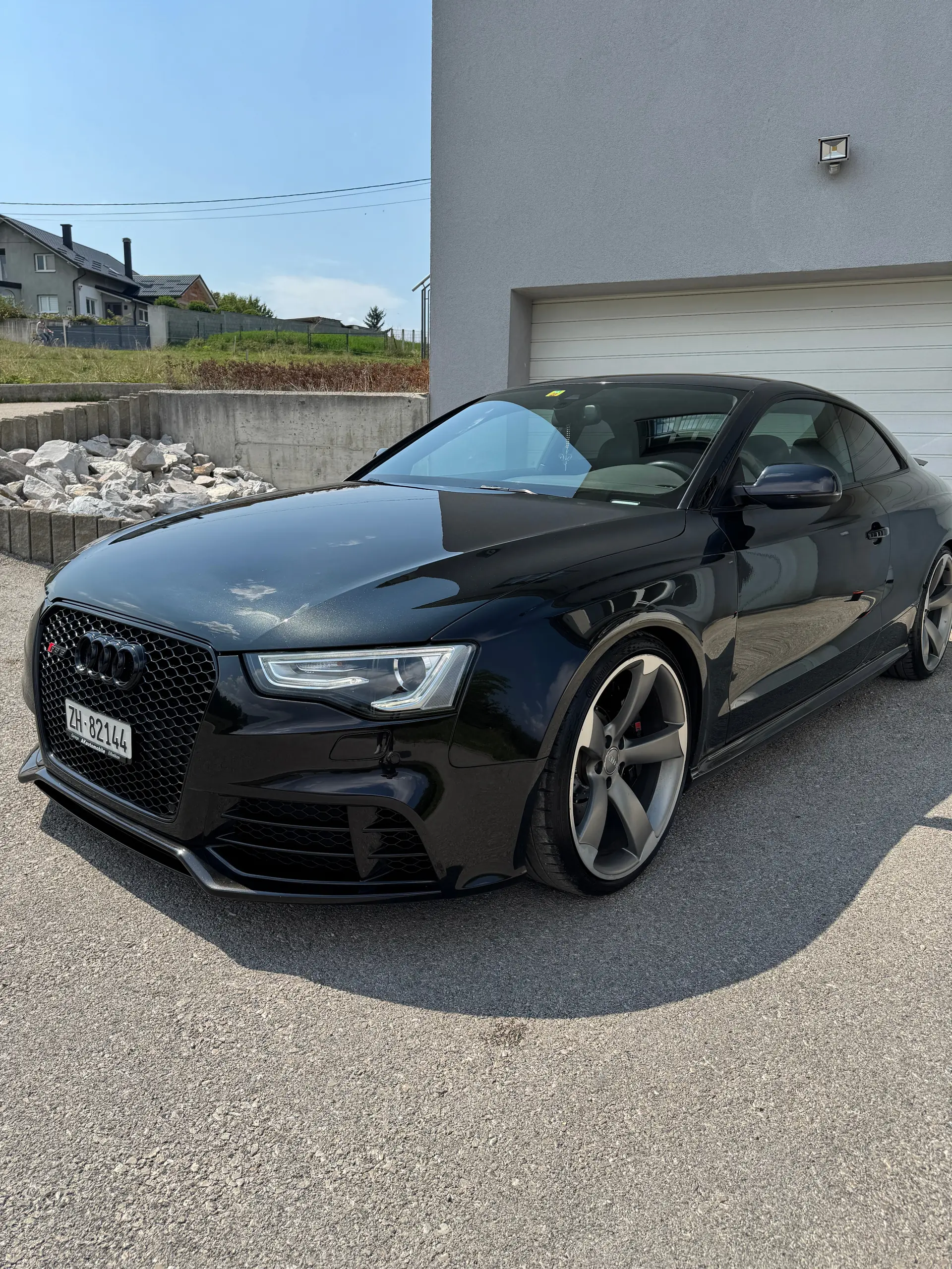 Audi RS5 Coupé 4.2 FSI — Sportive allemande 470 ch, révision complète à 204'000 km — vista esterna