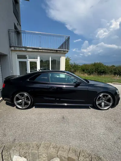 Audi RS5 Coupé 4.2 FSI — Sportive allemande 470 ch, révision complète à 204'000 km — cruscotto