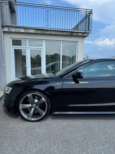 Audi RS5 Coupé 4.2 FSI — Sportive allemande 470 ch, révision complète à 204'000 km — Miniatura 12