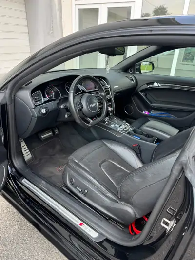 Audi RS5 Coupé 4.2 FSI — Sportive allemande 470 ch, révision complète à 204'000 km — Miniatura 14
