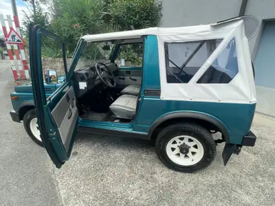 Suzuki SJ 413 JX — Légende 4x4 cabriolet des années 80, restaurée comme neuve — dashboard