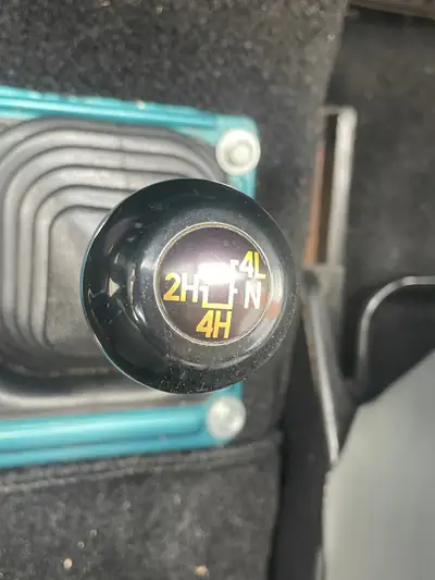 Suzuki SJ 413 JX — Légende 4x4 cabriolet des années 80, restaurée comme neuve — Thumbnail 9