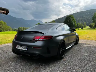 Mercedes-Benz C 63 AMG S Speedshift — Coupé sportif 510 ch, pack NIGHT et suspensions KW — arrière