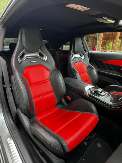 Mercedes-Benz C 63 AMG S Speedshift — Coupé sportif 510 ch, pack NIGHT et suspensions KW — détail