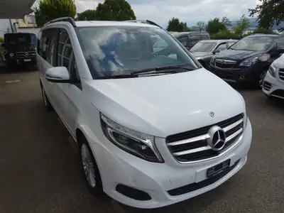 Mercedes-Benz V 220 d Lang 4Matic — Monospace premium 7 places, motorisation diesel efficace — interior