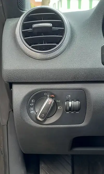 Audi A3 Cabriolet 1.8 TFSI — Élégance décapotable, S-Line et 160 ch — dettaglio