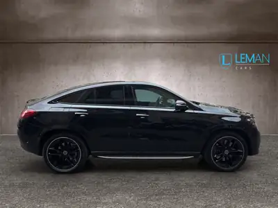 Mercedes-Benz GLE Coupé 400 e 4Matic+ — SUV hybride rechargeable, 17 000 km seulement — tableau de bord