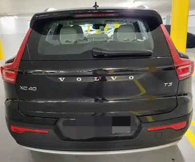 Volvo XC40 T3 Momentum — SUV compact premium, 69'000 km, automatique fluide — detail