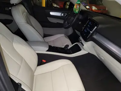 Volvo XC40 T3 Momentum — SUV compact premium, 69'000 km, automatique fluide — Thumbnail 10
