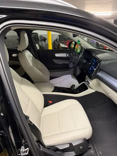 Volvo XC40 T3 Momentum — SUV compact premium, 69'000 km, automatique fluide — Thumbnail 12