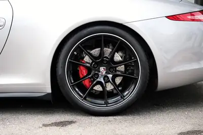 Porsche 911 Carrera 4S PDK — Propulsion intégrale, 400 ch et transmission sport — Thumbnail 7