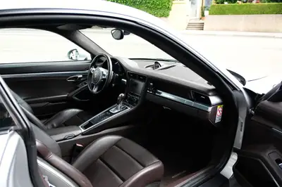 Porsche 911 Carrera 4S PDK — Propulsion intégrale, 400 ch et transmission sport — Thumbnail 17
