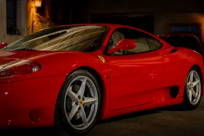 Ferrari F360 Modena — Légendaire coupé sport 400 ch, historique complet — Miniature 11