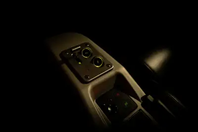 Ferrari F360 Modena — Légendaire coupé sport 400 ch, historique complet — Miniature 24