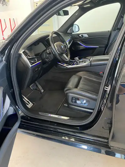 BMW X7 xDrive M50i — SUV premium 7 places, 530 ch et faible kilométrage — Detail