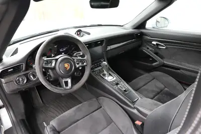 Porsche 911 Targa 4 GTS PDK — Chef-d'œuvre cabriolet, 450 ch et garantie Approved — cruscotto