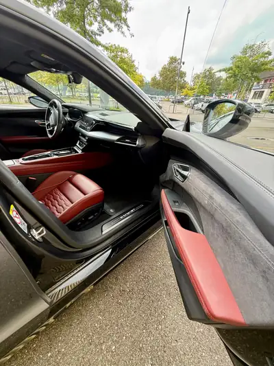 Audi e-tron GT quattro 2023 — Gran turismo électrique haute performance, 63 000 km — tableau de bord