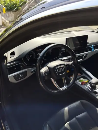Audi A5 Sportback 45 TFSI S-line — Élégance sportive et technologie hybride — tableau de bord