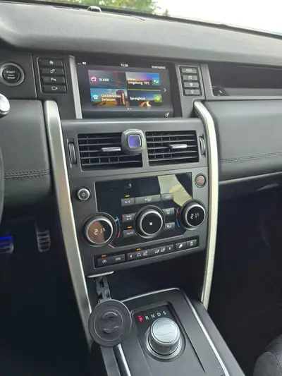 Land Rover Discovery Sport 2.0 TD4 SE — SUV 7 places robuste, sans accident, 111'994 km — détail