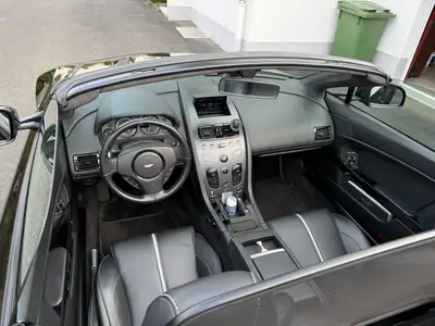 Aston Martin V8 Vantage N430 Sportshift — Cabriolet légendaire, 437 ch de pure performance — arrière