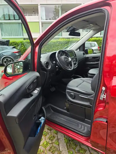 Mercedes-Benz Vito 114 CDI Tourer Pro — 8 places, diesel fiable, 47000 km seulement — Heckansicht