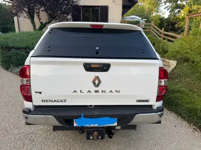 Renault Alaskan Doppel Cabine Twin Turbo dCi 190 4WD — Pickup robuste, 150'000 km, sans sinistre — vista esterna