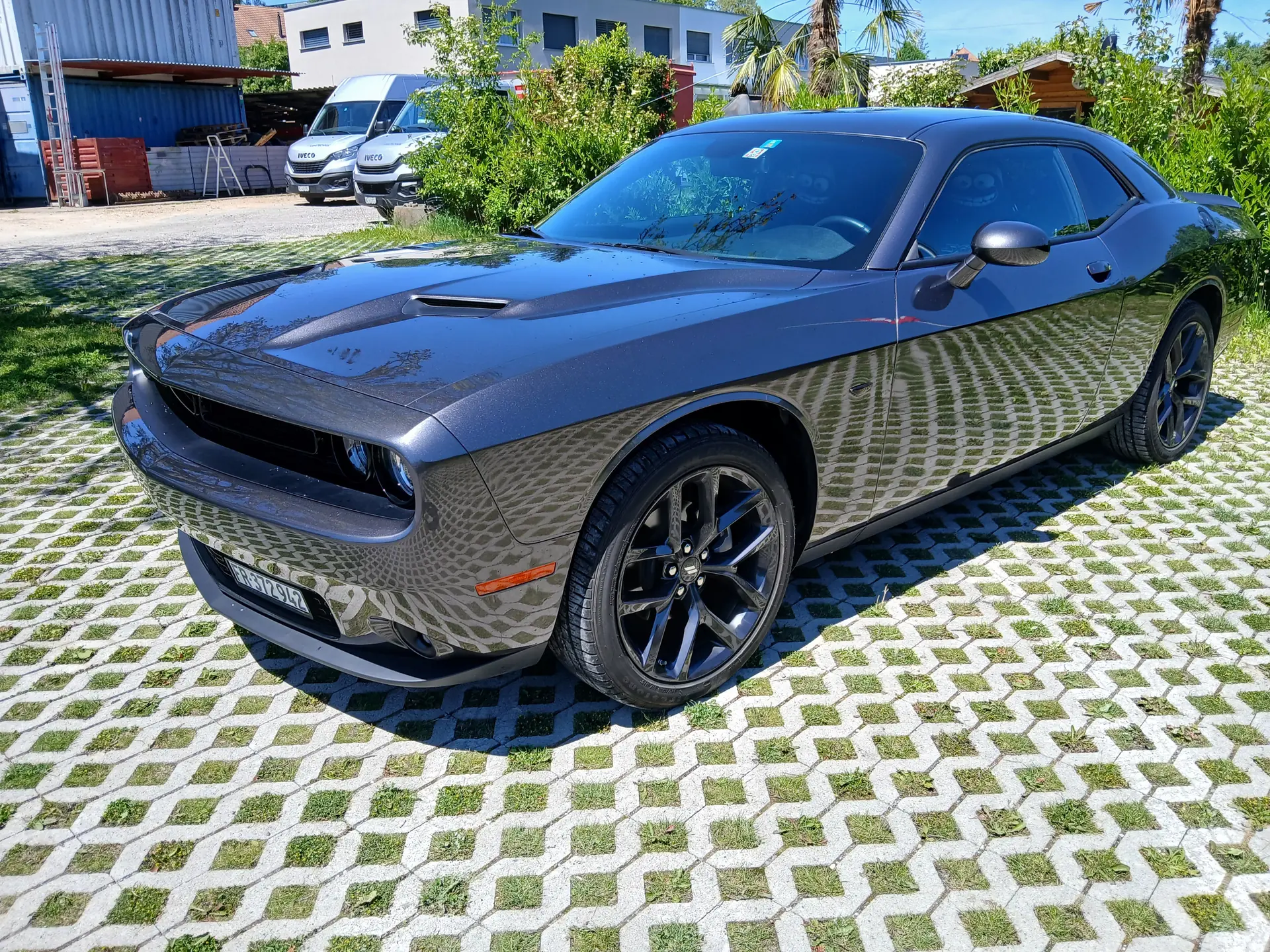 Dodge Challenger SXT 3.6 — Muscle-car américain, 309 ch et design intemporel — vue extérieure