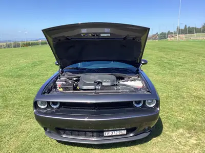 Dodge Challenger SXT 3.6 — Muscle-car américain, 309 ch et design intemporel — tableau de bord