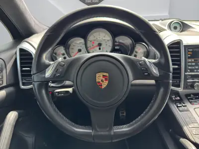 Porsche Cayenne Turbo 2012 — SUV sportif 500 ch, sans sinistre — Thumbnail 10