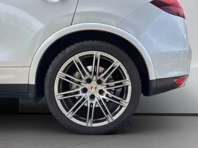 Porsche Cayenne Turbo 2012 — SUV sportif 500 ch, sans sinistre — Thumbnail 20