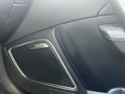 Audi S1 Sportback 2.0 TFSI — Compacte sportive quattro 230 ch, rouge éclatante — Detail