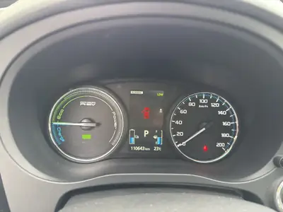 Mitsubishi Outlander 2.0 PHEV Diamond — SUV hybride rechargeable 4×4, toit panoramique — Thumbnail 11