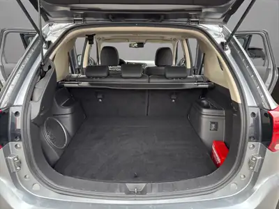 Mitsubishi Outlander 2.0 PHEV Diamond — SUV hybride rechargeable 4×4, toit panoramique — Thumbnail 19