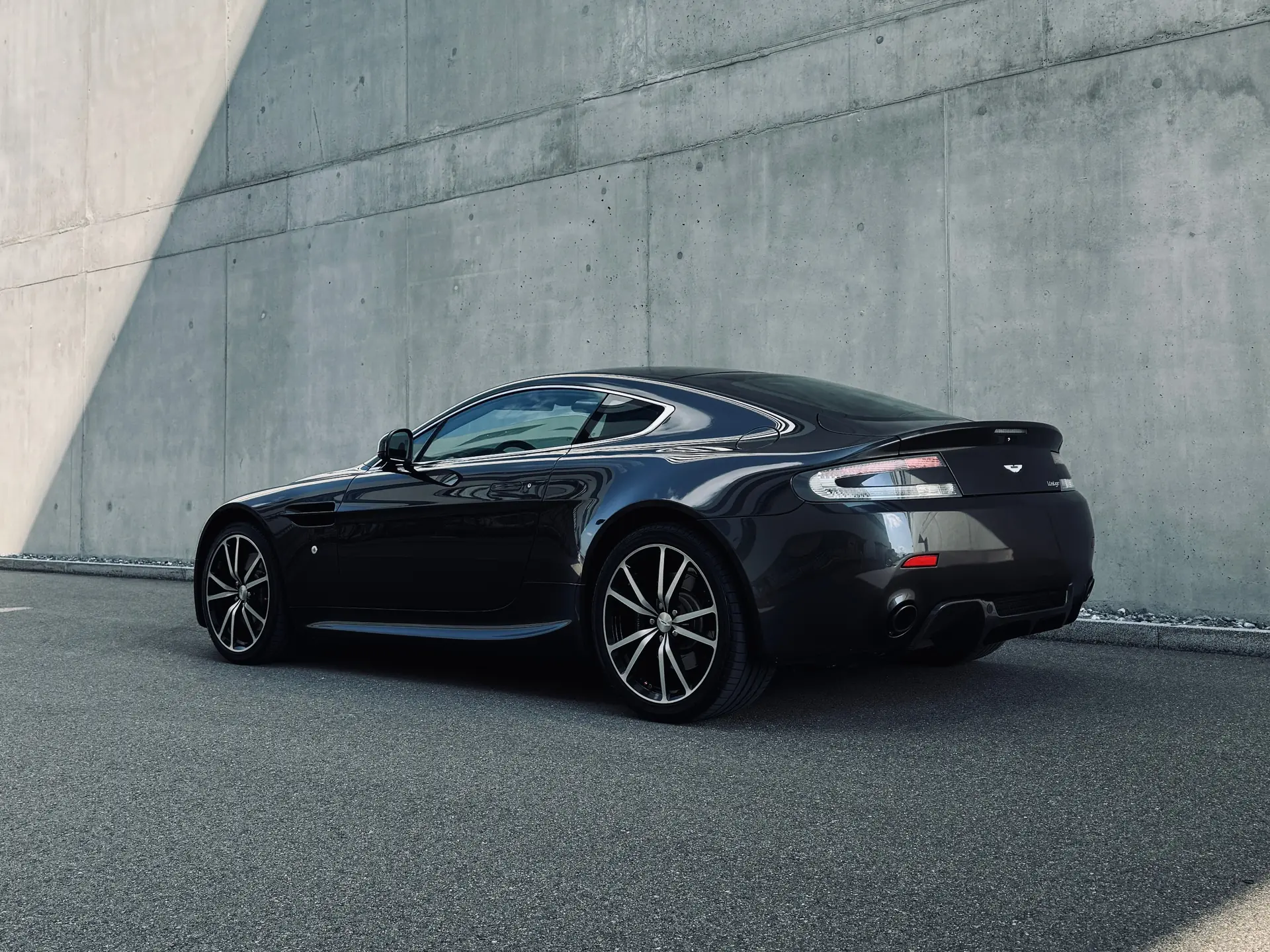 Aston Martin V8 Vantage 2011 occasion Altenrhein — 3
