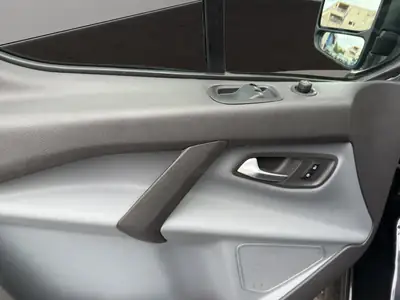 Ford Transit Custom 300 L1H1 Trend — Utilitaire 9 places, fiable et économique — Thumbnail 12