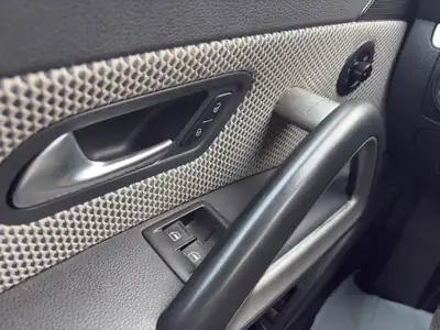 VW Scirocco 2.0 TSI — Coupé sportif, 200 ch, entretien VW suivi — Miniatura 16