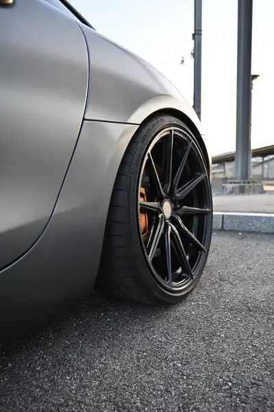 Mercedes-AMG GT Speedshift DCT — Coupé sportif 462 ch, service AMG certifié — Miniatura 7