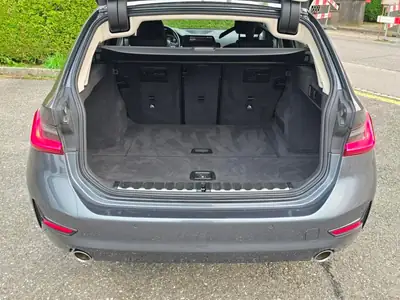 BMW 320d xDrive Touring — Break diesel hybride 48V, 190 ch et traction intégrale — detail