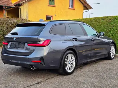 BMW 320d xDrive Touring — Break diesel hybride 48V, 190 ch et traction intégrale — Thumbnail 8
