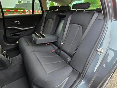 BMW 320d xDrive Touring — Break diesel hybride 48V, 190 ch et traction intégrale — Thumbnail 12
