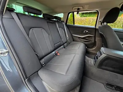 BMW 320d xDrive Touring — Break diesel hybride 48V, 190 ch et traction intégrale — Thumbnail 13