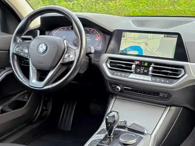 BMW 320d xDrive Touring — Break diesel hybride 48V, 190 ch et traction intégrale — Thumbnail 15