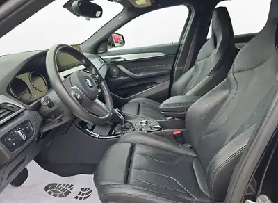 BMW X2 M35i Steptronic — SUV compact sportif, 306 ch, toutes roues motrices — Armaturenbrett