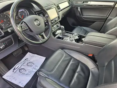 VW Touareg 3.0 TDI — SUV premium diesel, suspension pneumatique, kilométrage maîtrisé — Thumbnail 7