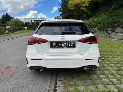 Mercedes-Benz Classe A 200 AMG Line — Élégance compacte, faible kilométrage — arrière