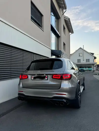 Mercedes-Benz GLC 43 AMG 4Matic — SUV sportif 390 ch, dashcam intégrée, 65'000 km — interni