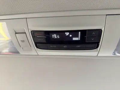 VW T6.1 Caravelle — Monospace 9 places 4Motion, diesel automatique — Thumbnail 22