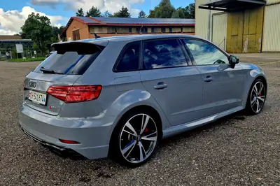 Audi RS3 ABT 480 PS — Performance extrême et design gris Nardo — Miniature 7