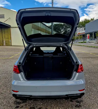 Audi RS3 ABT 480 PS — Performance extrême et design gris Nardo — Miniature 14